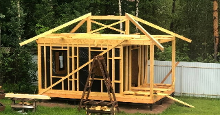 Сарай из бруса 100х100 в Россоши - строительство под ключ | Строй-Рсс от 41708 руб.